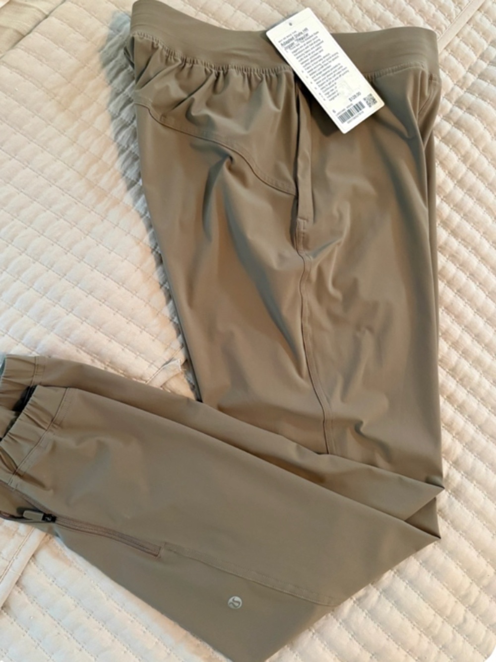 Luluemon Athletica Women’s Adapted State HR Jogger *Regular